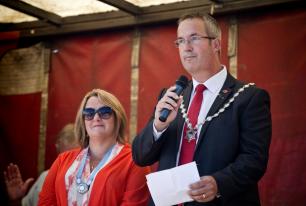 Mayor of Hayle Nick Farrar officially opens the day with his wife Angie